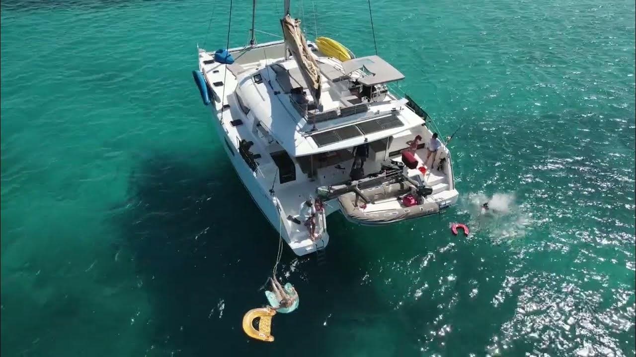 Belize Sailing Vacations