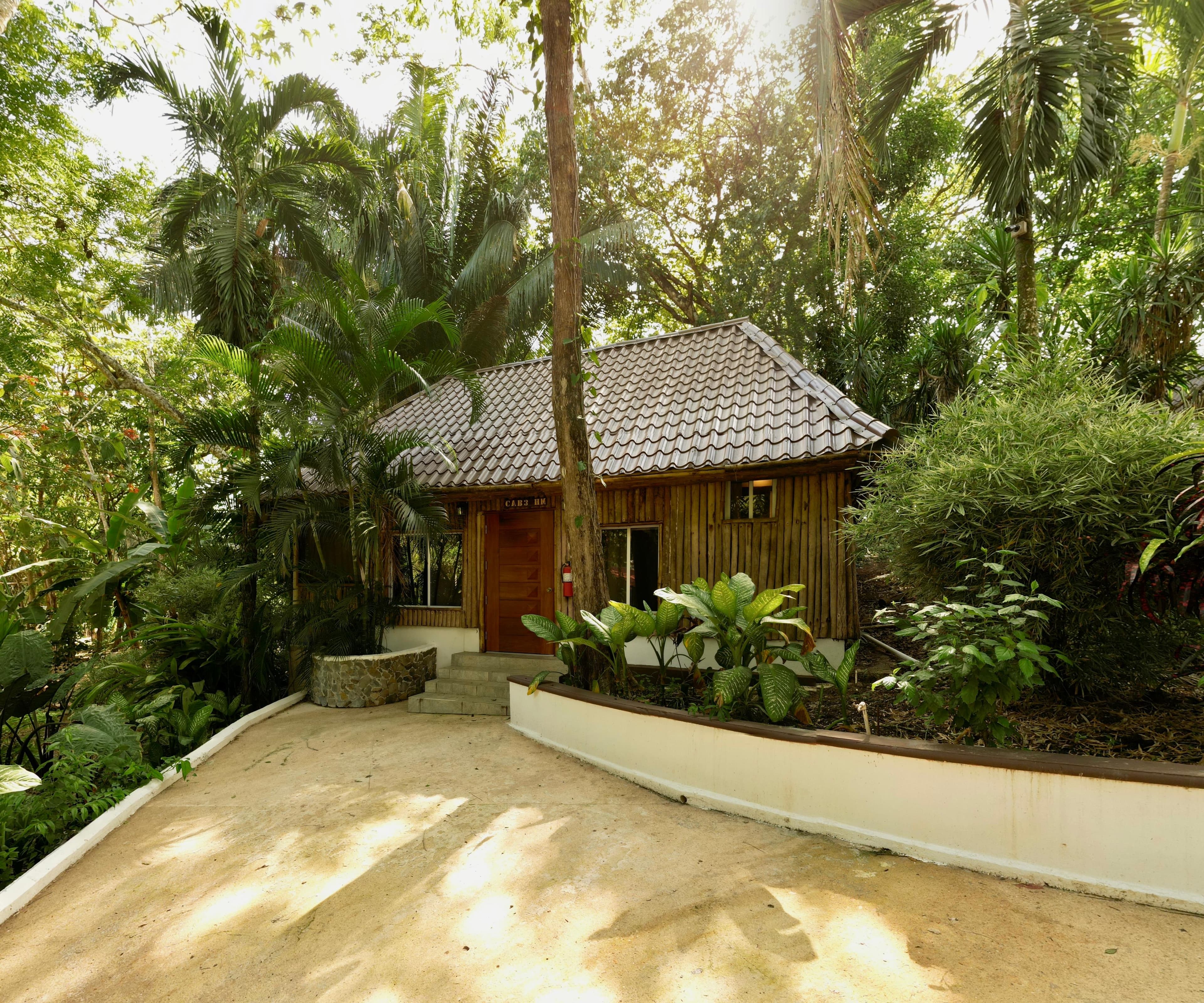 Falling Leaves Lodge